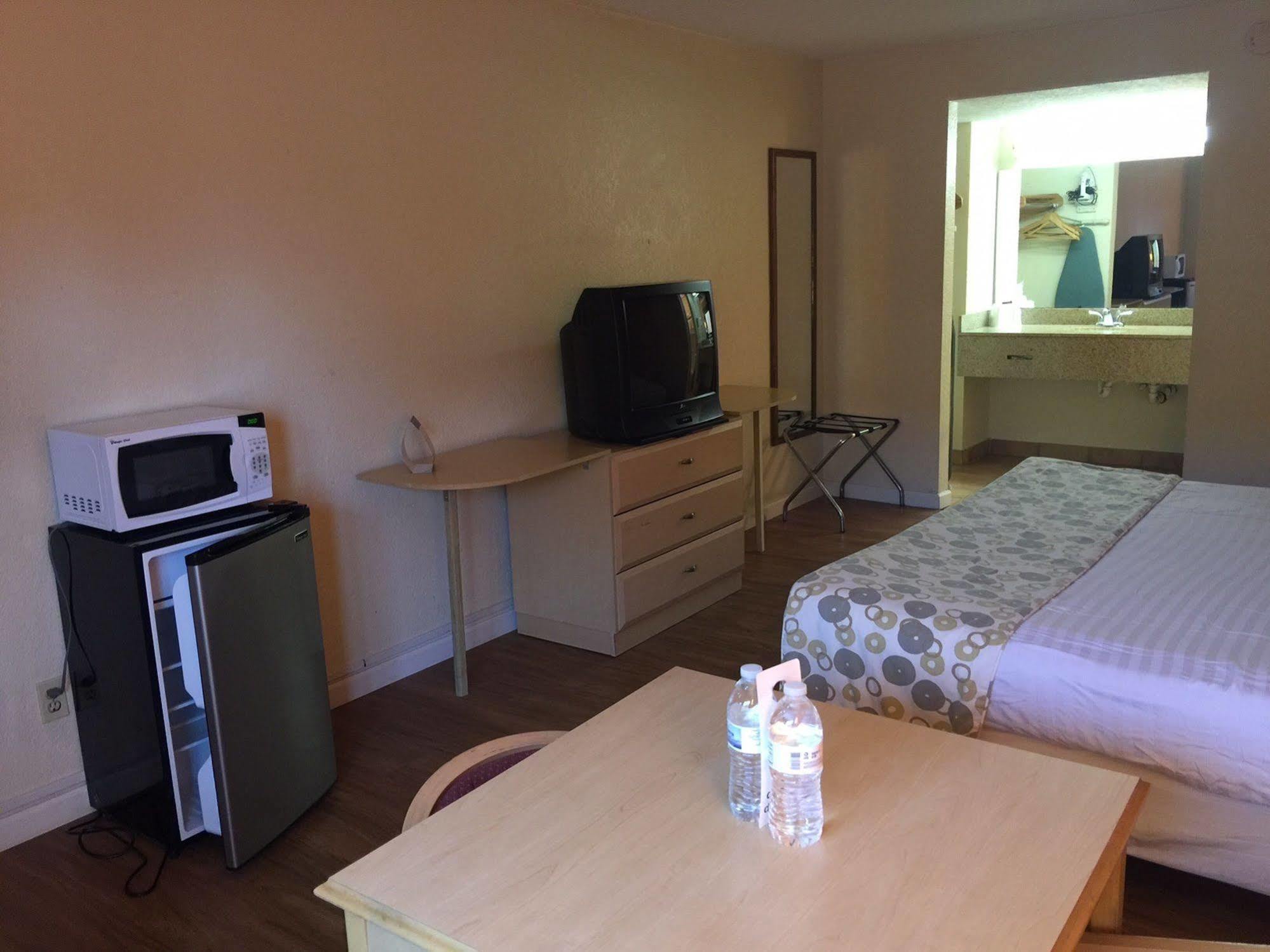 Country Hearth Inn- Kissimmee Εξωτερικό φωτογραφία