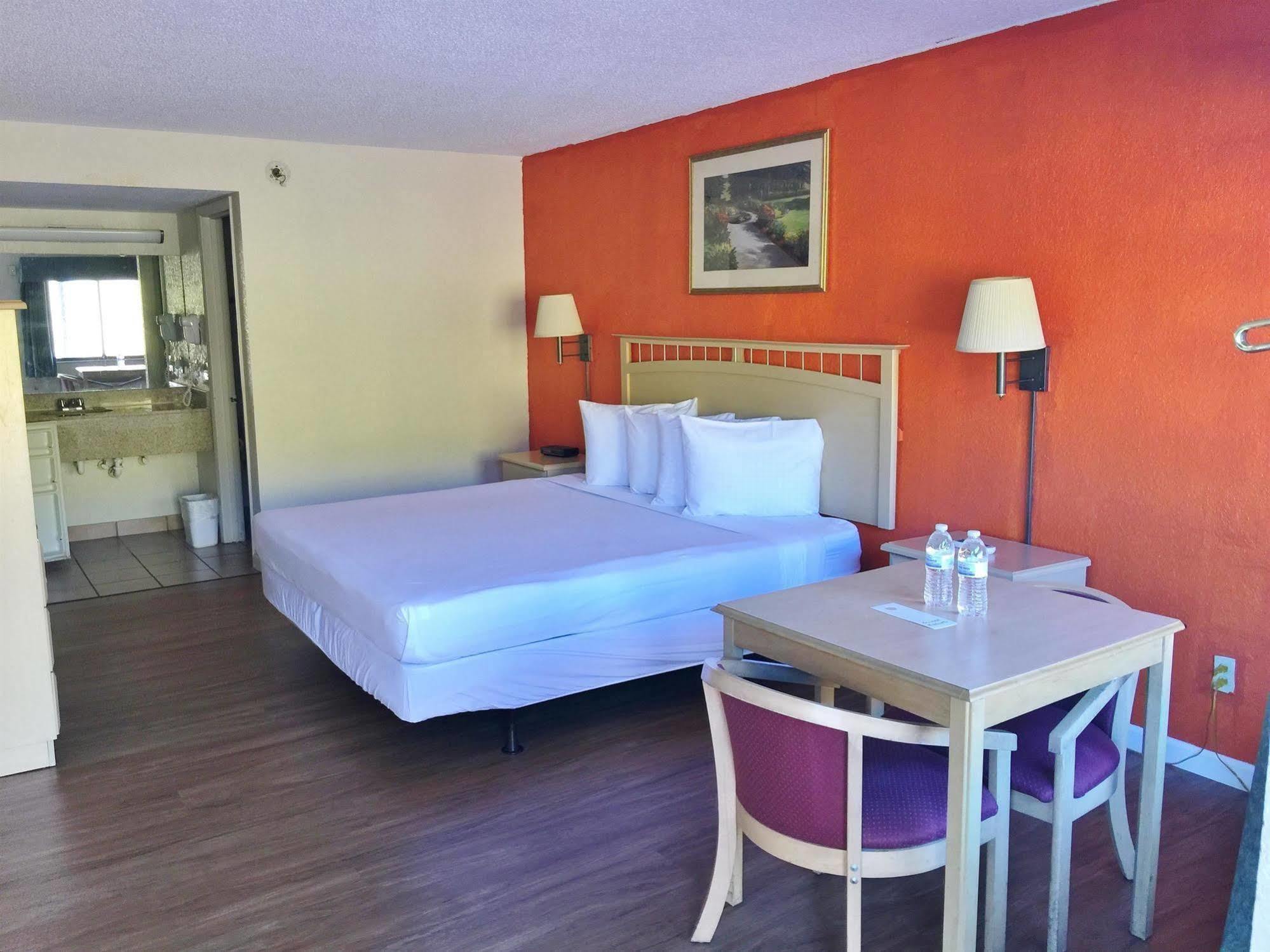 Country Hearth Inn- Kissimmee Εξωτερικό φωτογραφία
