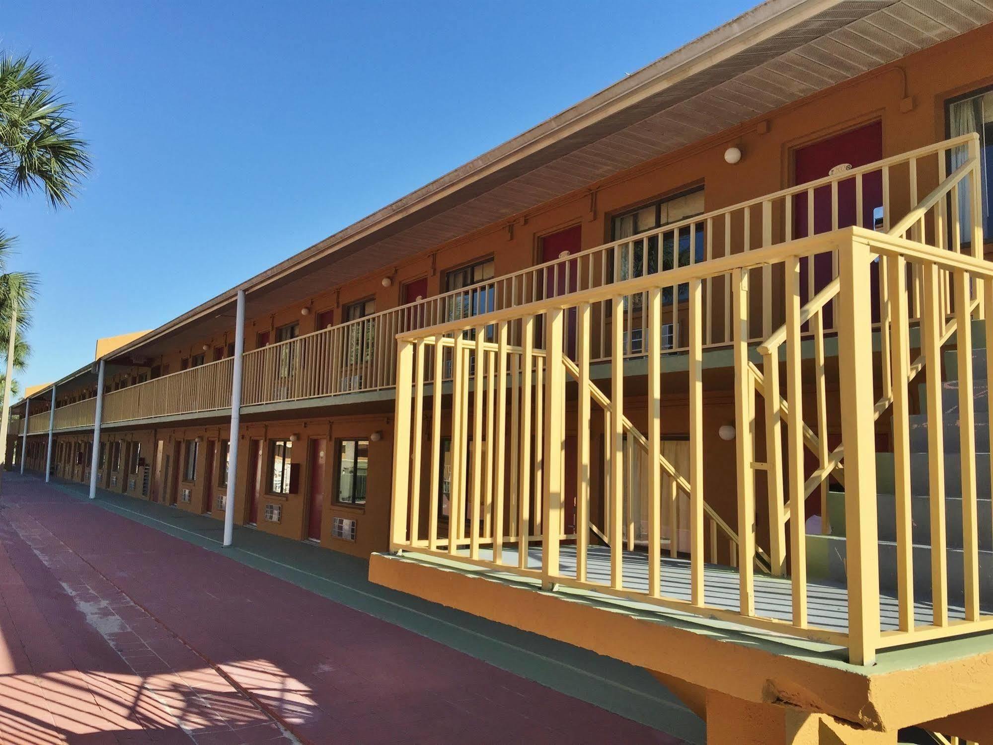 Country Hearth Inn- Kissimmee Εξωτερικό φωτογραφία