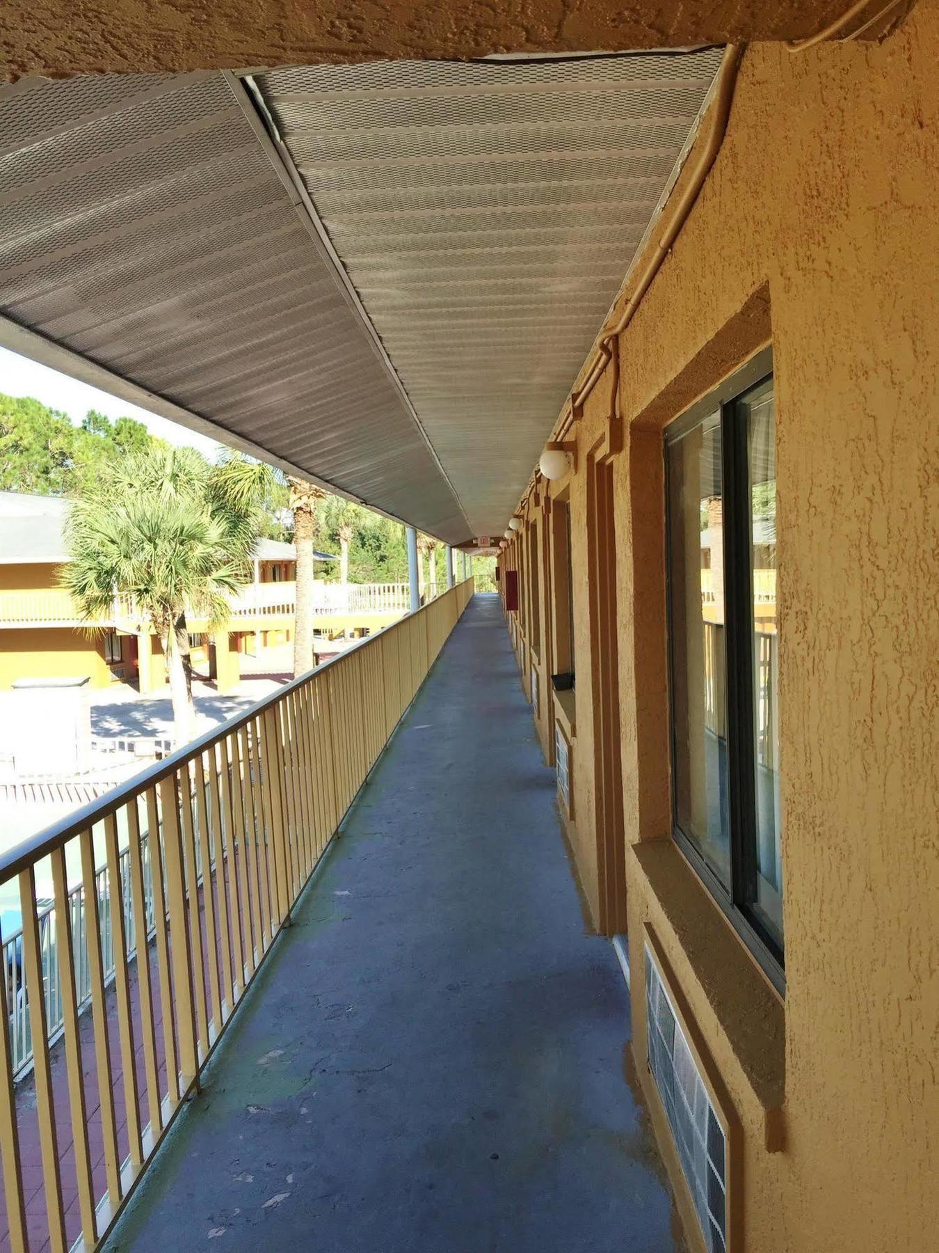 Country Hearth Inn- Kissimmee Εξωτερικό φωτογραφία